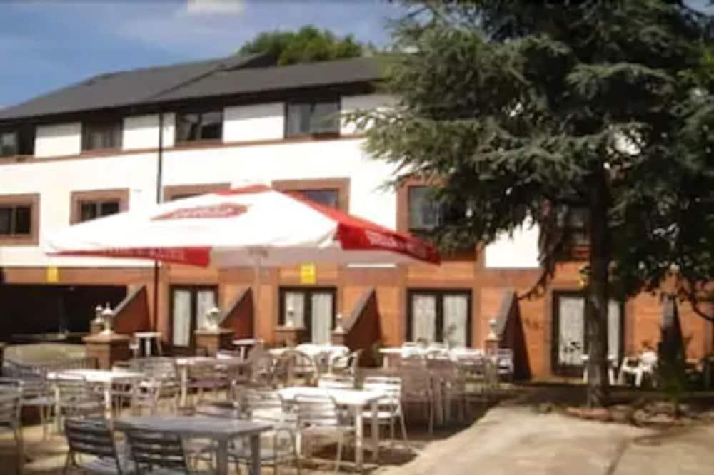 The Amblehurst Hotel Сейл Экстерьер фото